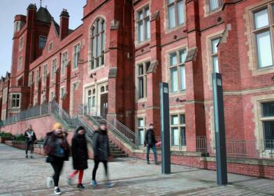 QUB snip